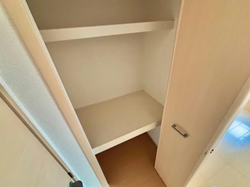  エレガンス中島