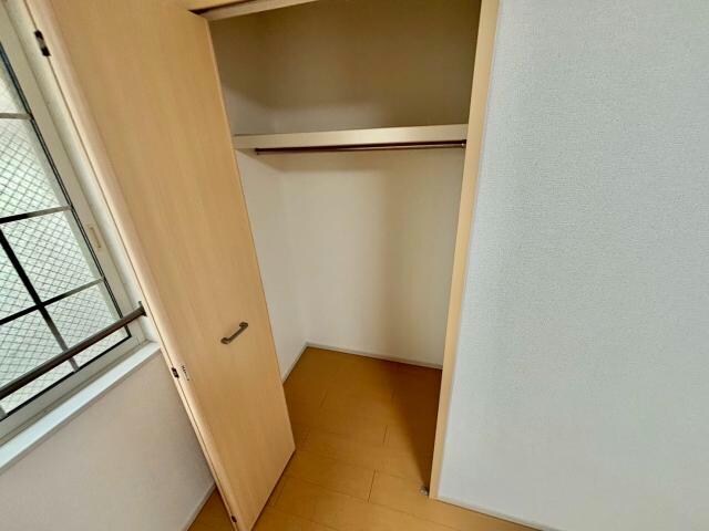  エレガンス中島