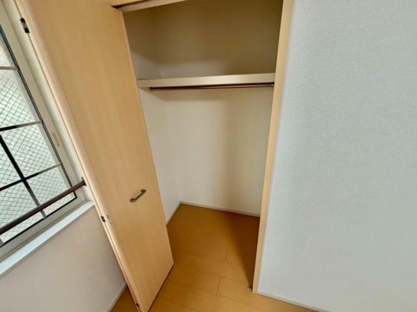  エレガンス中島