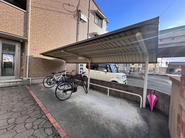  サンテ・レザンジュ　A棟