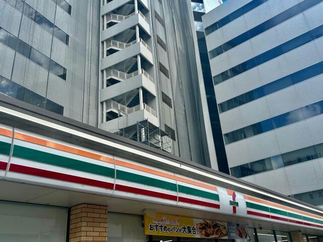 セブンイレブン姫路南駅前町店(コンビニ)まで229m 三共ヒルズ