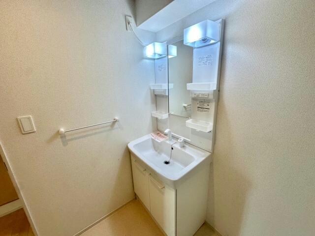  カーサ　イリーデ