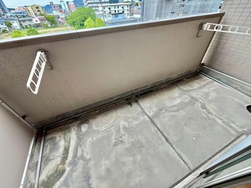  フラットフォー