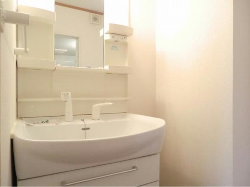  メゾン　ド　リジェールN