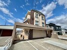 ライフコート市川の外観