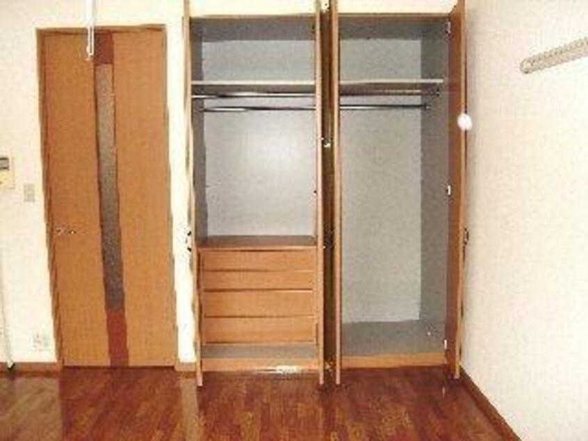  エメラルドポリス