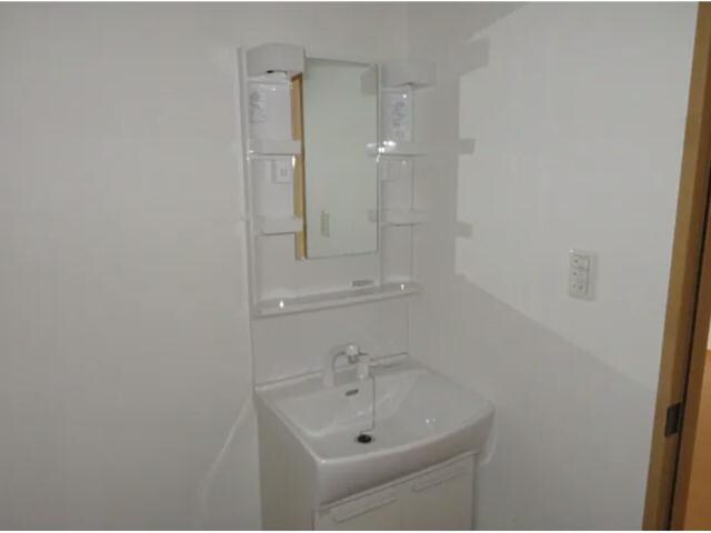  ラ・スコレール水上