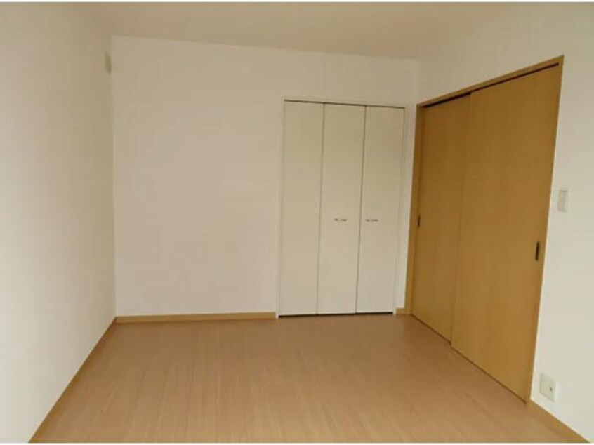  ラ・スコレール水上