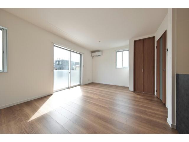  ガレージロタス井ノ口