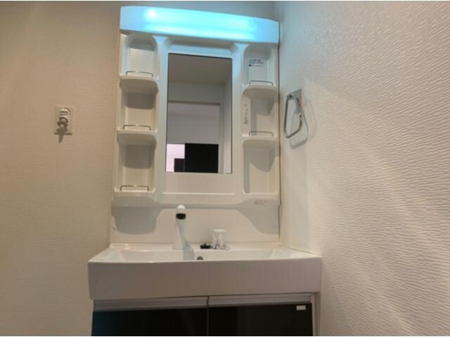  ヴェルジュール佐土