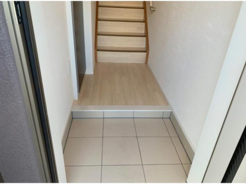  ヴェルジュール佐土