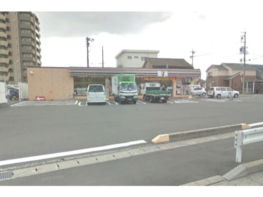 コンビニまで400m※セブンイレブン　桑名益生店 近鉄名古屋線/益生駅 徒歩3分 1階 築2年