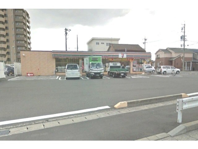 コンビニまで300m※セブンイレブン　桑名益生店 三岐鉄道北勢線/馬道駅 徒歩4分 1階 築33年