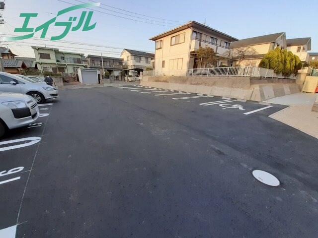  三岐鉄道北勢線/星川駅 徒歩23分 3階 築3年