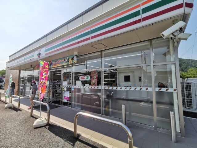 コンビニまで900m※セブンイレブン　桑名多度１丁目店 養老鉄道養老線/多度駅 徒歩17分 1階 築23年