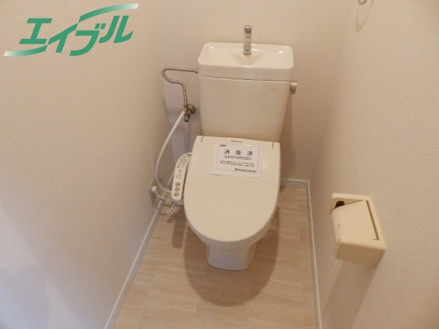 トイレ別部屋の写真です 近鉄名古屋線/桑名駅 徒歩12分 3階 築26年