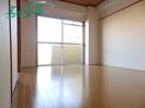 居室・リビング 関西本線（東海）/桑名駅 徒歩7分 5階 築35年