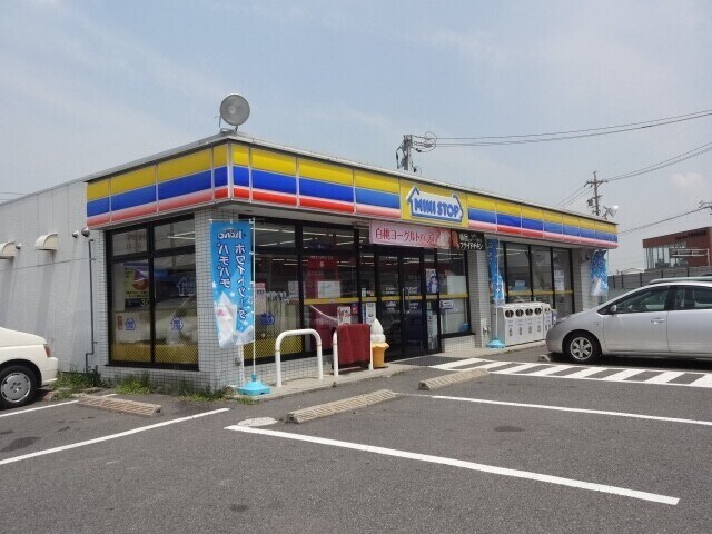 コンビニまで600m※ミニストップ　桑名インター店 三岐鉄道北勢線/蓮花寺駅 徒歩8分 2階 築7年