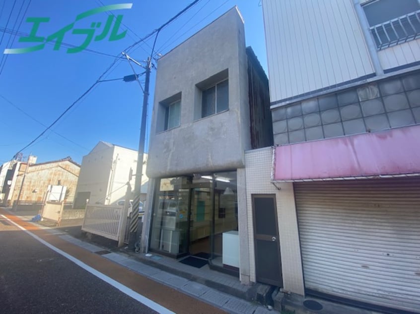  久居本町店舗付き住居