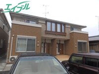 ラ・アクア　イースト