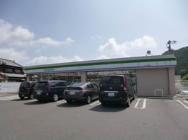 ファミリーマート　津一志町店