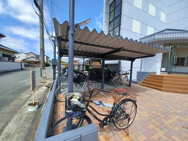  鷹跡マンション