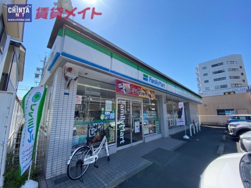 コンビニまで200m※ファミリーマート　四日市鵜の森店 四日市あすなろう鉄道内部線/赤堀駅 徒歩8分 2階 築42年