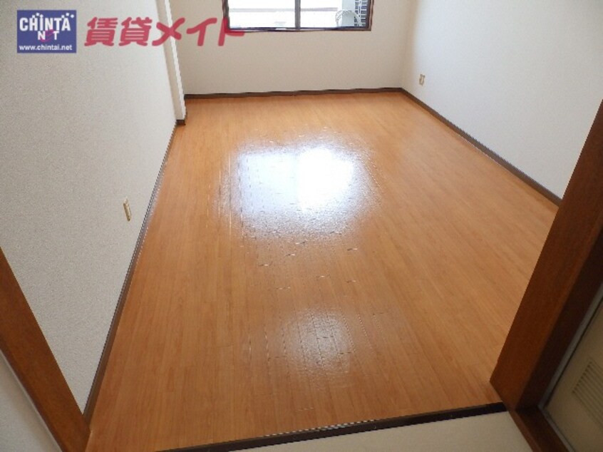 同型部屋写真です。 近鉄名古屋線/新正駅 徒歩8分 3階 築33年
