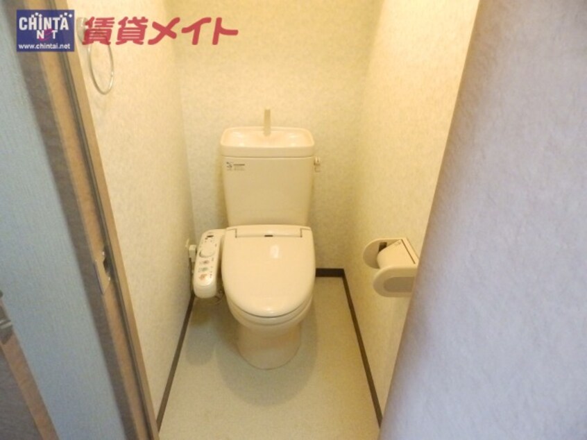 トイレ同物件別部屋の写真です 四日市あすなろう鉄道内部線/追分駅 徒歩5分 1階 築22年