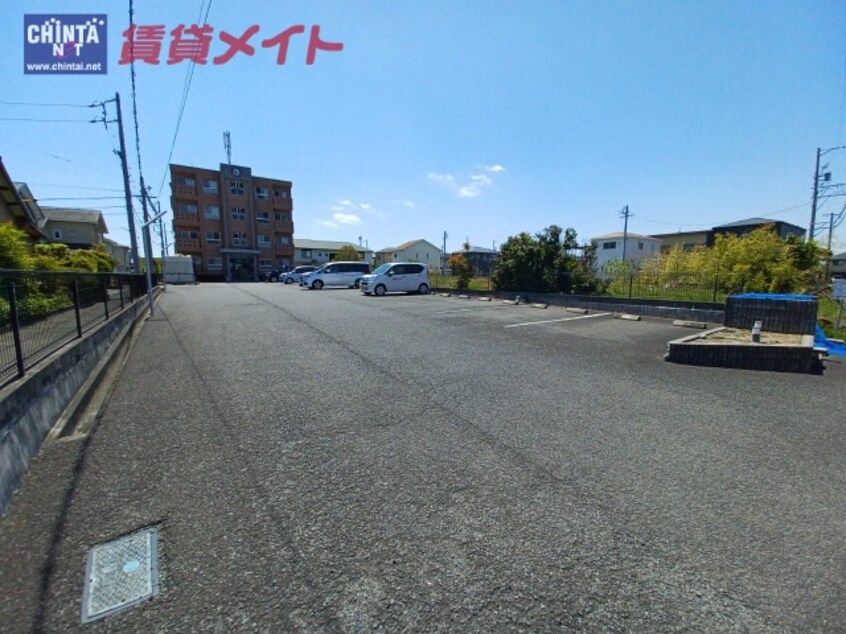  近鉄名古屋線/北楠駅 徒歩14分 2階 築19年