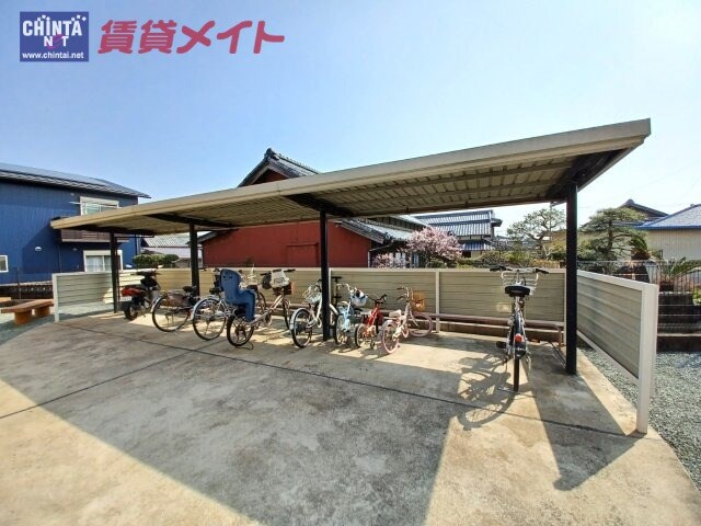  近鉄湯の山線/菰野駅 徒歩12分 1階 築20年