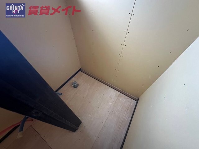 トイレ設置予定です。　建設中の画像です。同型反転タイプ。 四日市あすなろう鉄道内部線/南日永駅 徒歩14分 1階 1年未満