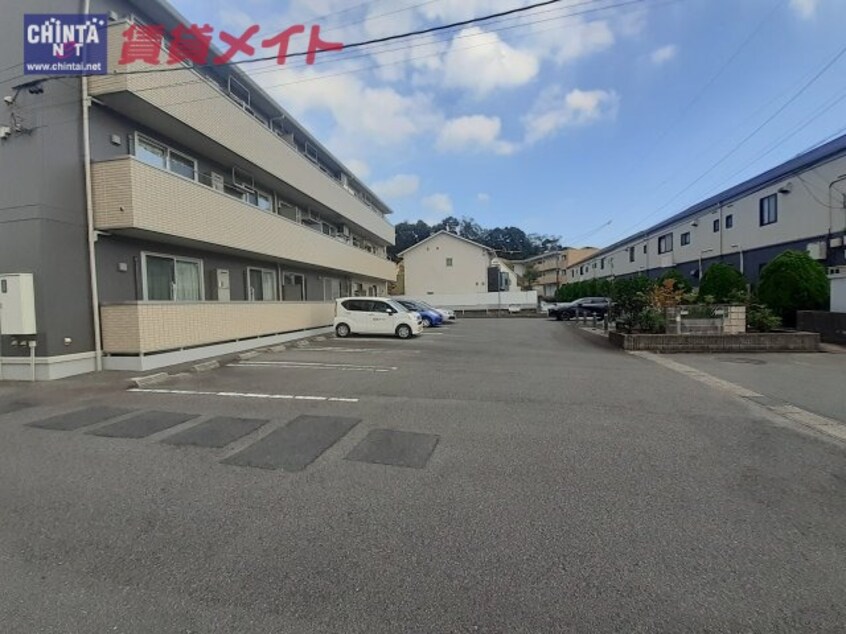  近鉄湯の山線/伊勢川島駅 徒歩12分 2階 築12年