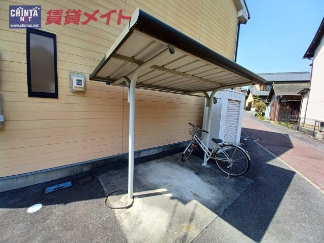  近鉄湯の山線/伊勢川島駅 徒歩8分 1階 築21年