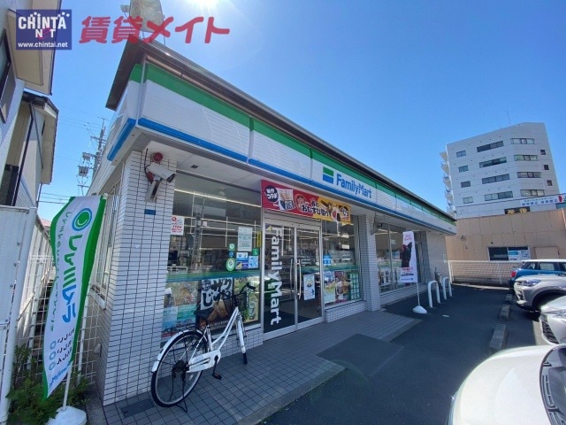 コンビニまで200m※ファミリーマート　四日市鵜の森店 四日市あすなろう鉄道内部線/赤堀駅 徒歩8分 2階 築34年