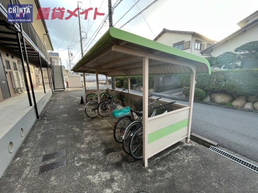  四日市あすなろう鉄道内部線/赤堀駅 徒歩8分 1階 築26年