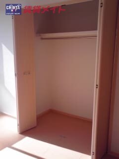 収納同タイプの部屋写真です。 近鉄名古屋線/北楠駅 徒歩9分 2階 築34年