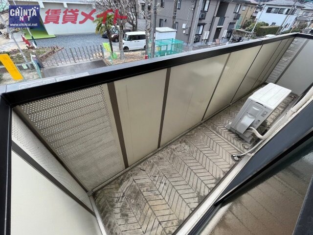  近鉄湯の山線/中川原駅 徒歩13分 2階 築23年