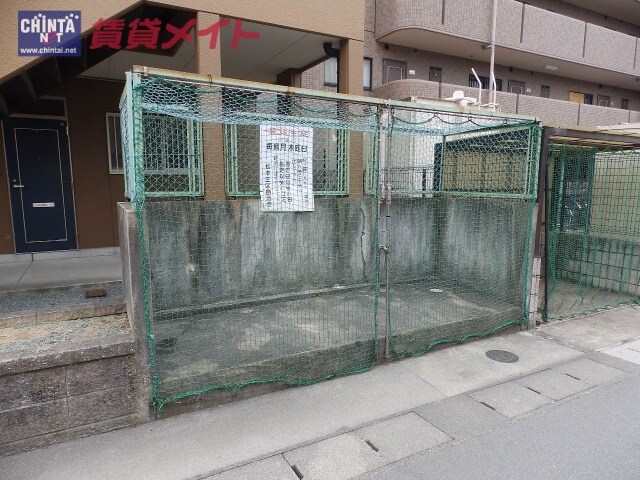  近鉄湯の山線/伊勢松本駅 徒歩7分 2階 築27年