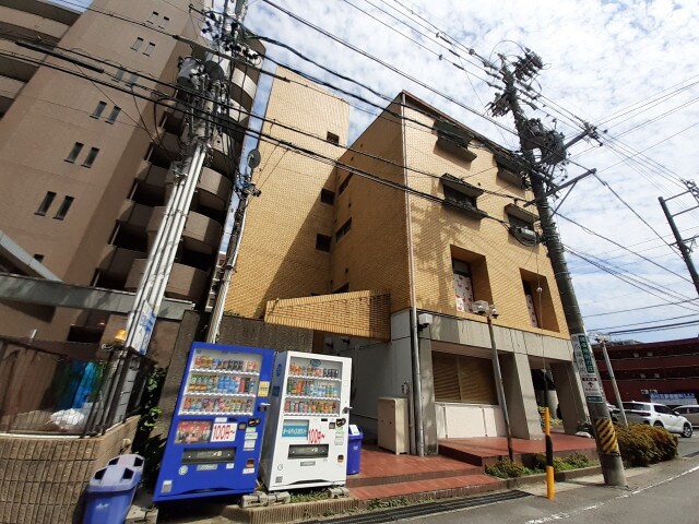 建物外観 近鉄名古屋線/近鉄四日市駅 徒歩5分 4階 築37年