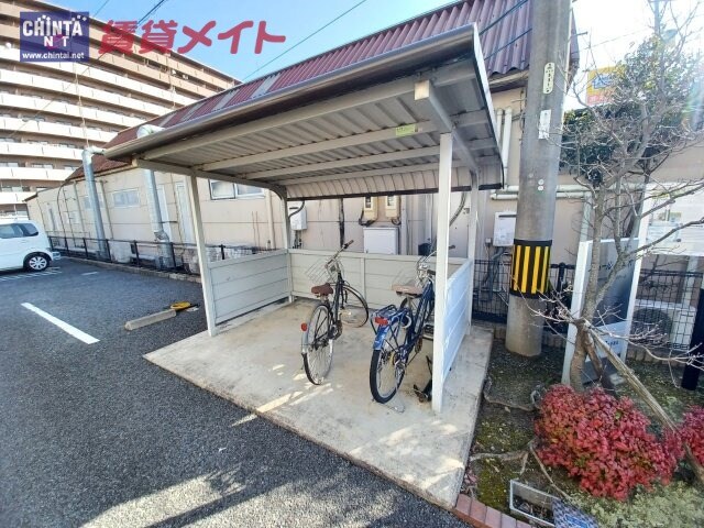  近鉄名古屋線/川原町駅 徒歩17分 2階 築21年