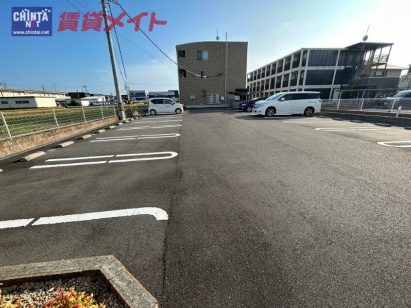  四日市あすなろう鉄道内部線/日永駅 徒歩10分 3階 築6年