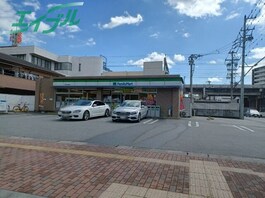 ファミリーマート　宇治山田駅店