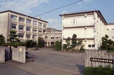 高等学校/高等専門学校まで2700m※三重県立宇治山田高等学校 Jumelles AT　B棟