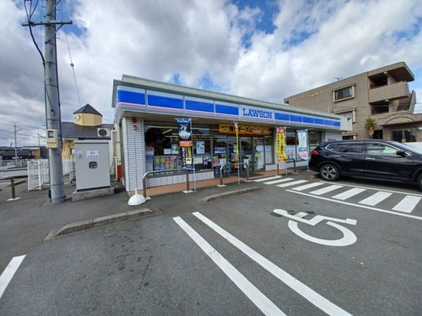 コンビニまで400m※ローソン　伊勢馬瀬町店 リジェール　Ｂ棟