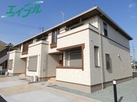 ル　プティ　レーヌ　Ａ