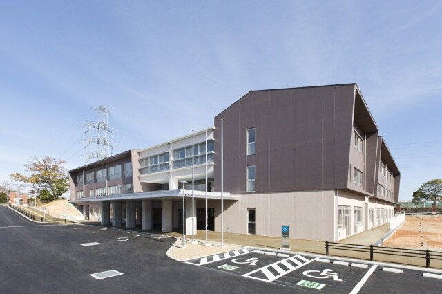 高等学校/高等専門学校まで1100m※三重県立松阪あゆみ特別支援学校 シルバーハイツ久保