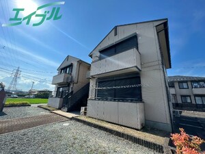 ハートヒルズ中川C