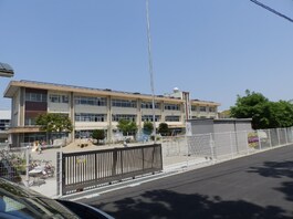 松阪市立中川小学校