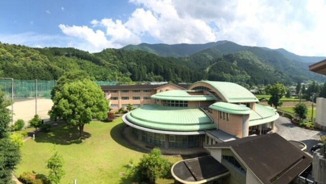 高等学校/高等専門学校まで14200m※三重県立昴学園高等学校 Ａｍｏｕｒ